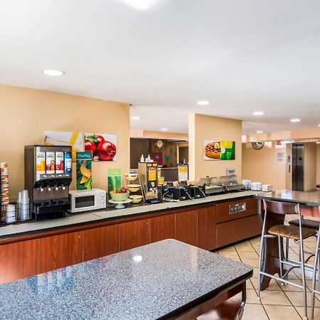 Quality Inn Chester - South Richmond Εξωτερικό φωτογραφία