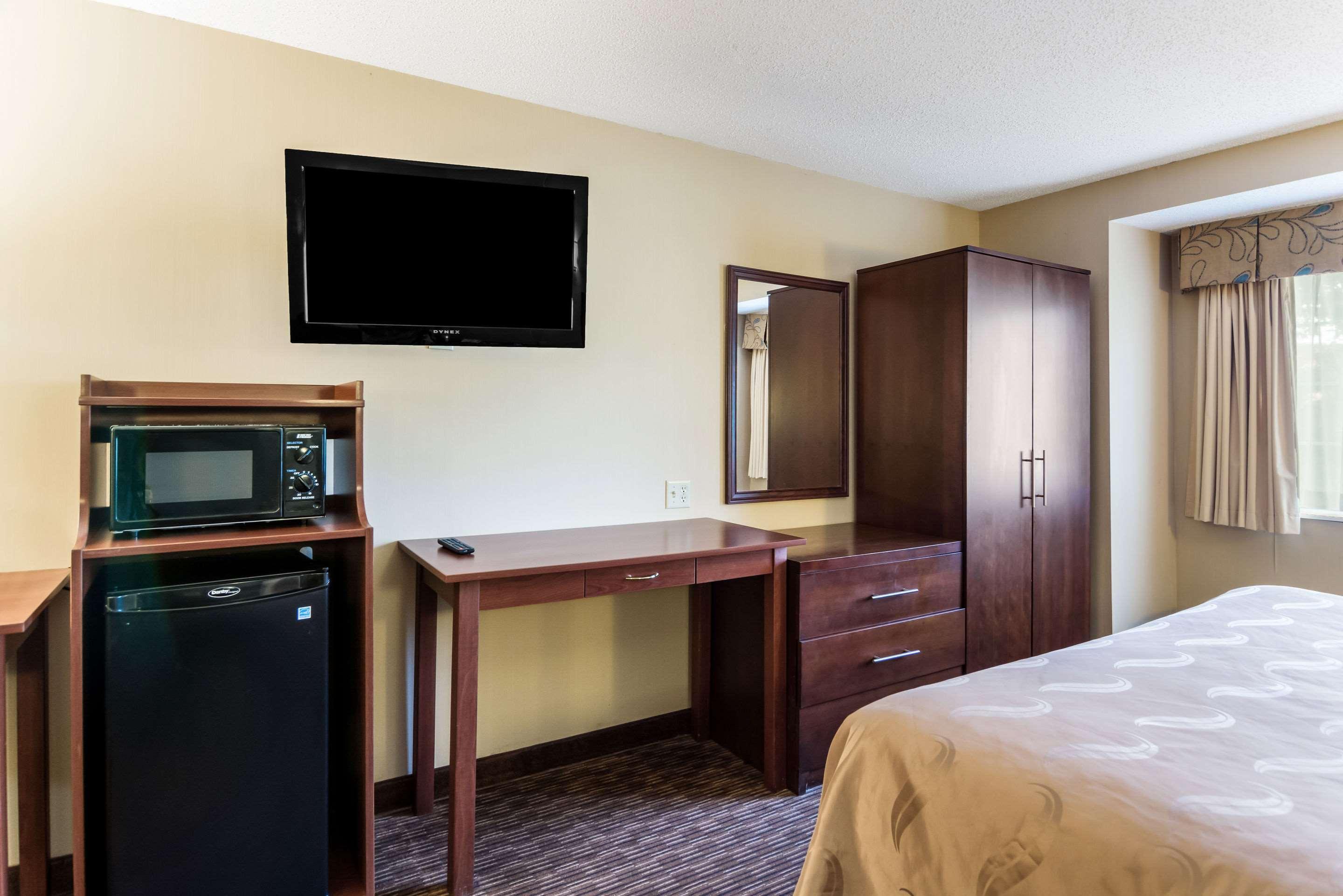 Quality Inn Chester - South Richmond Εξωτερικό φωτογραφία