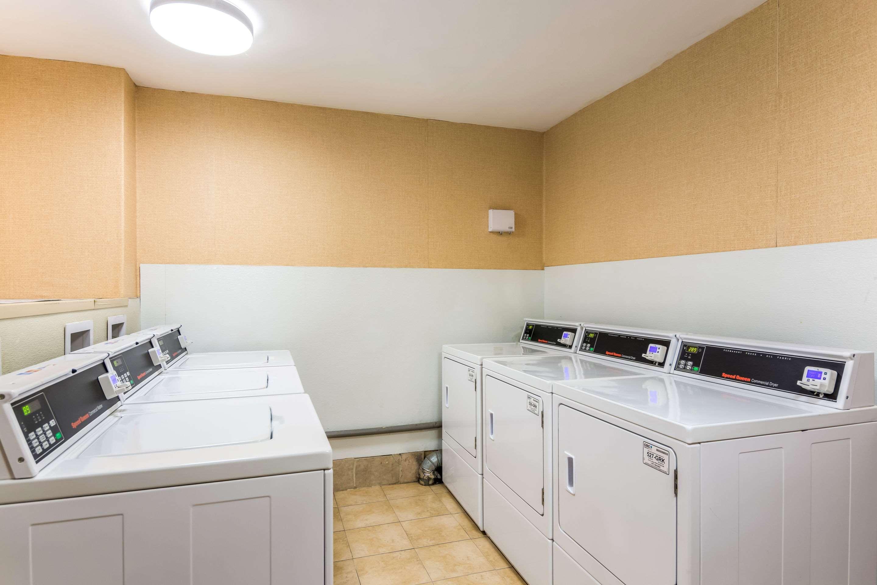Quality Inn Chester - South Richmond Εξωτερικό φωτογραφία