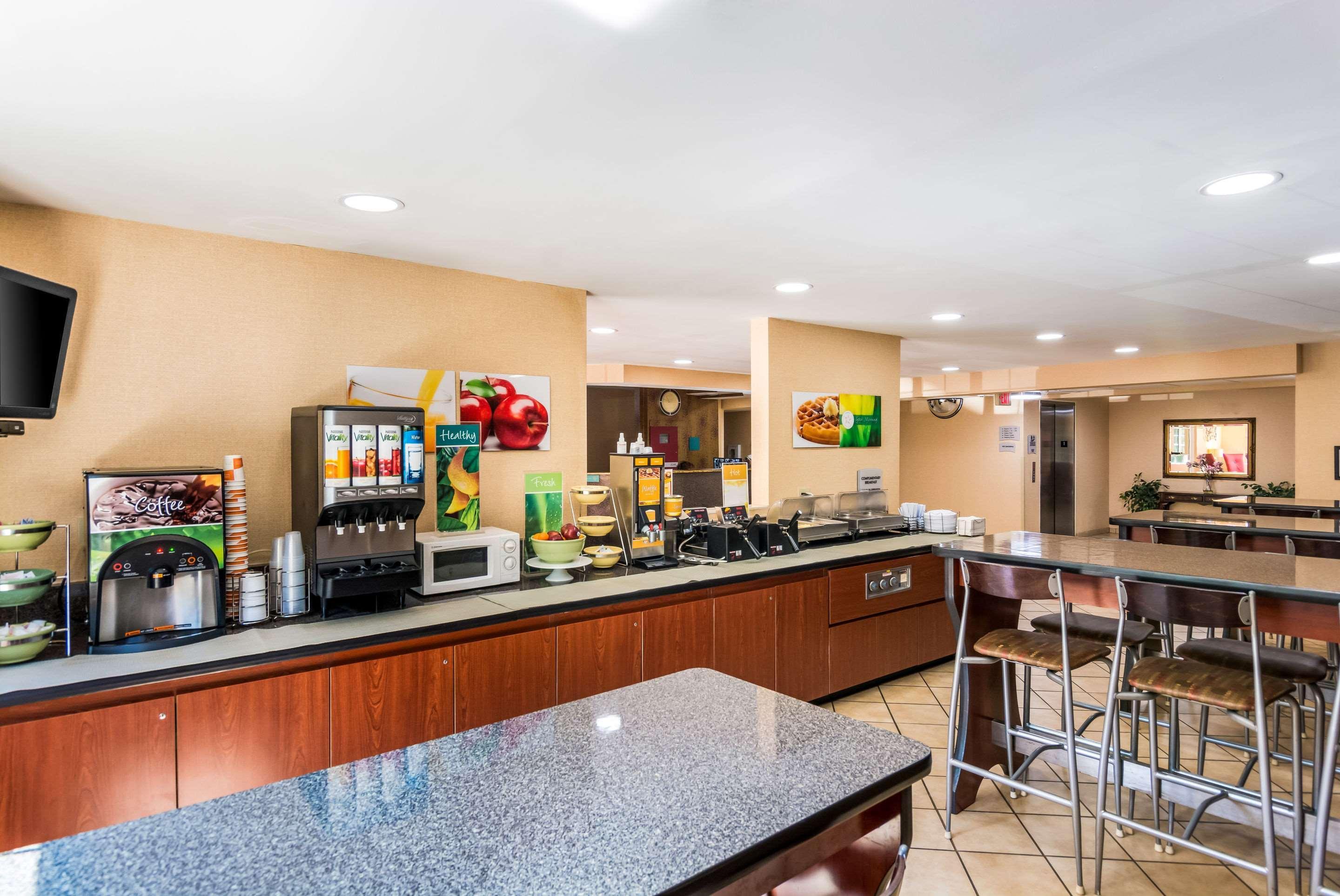 Quality Inn Chester - South Richmond Εξωτερικό φωτογραφία