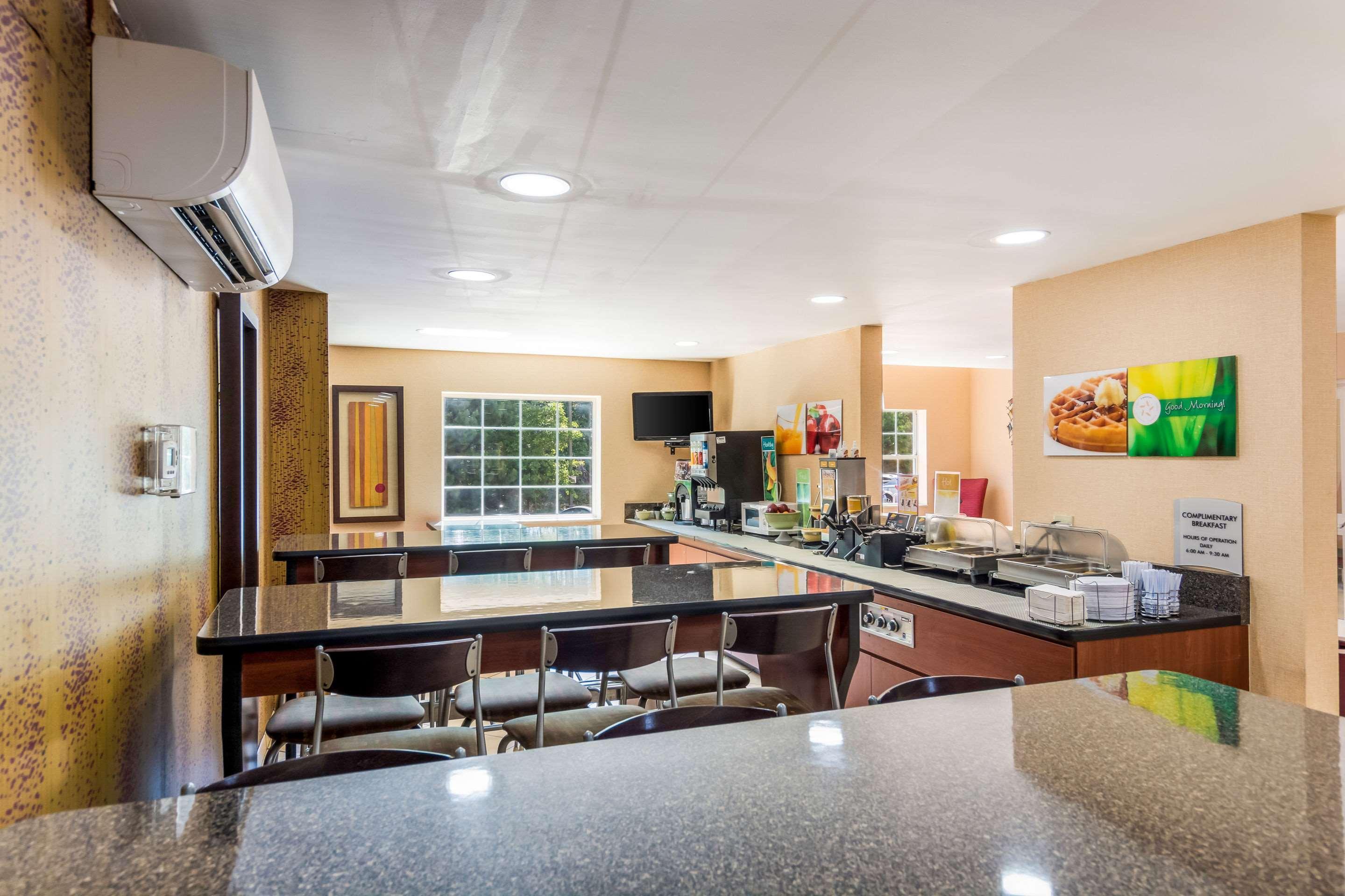Quality Inn Chester - South Richmond Εξωτερικό φωτογραφία