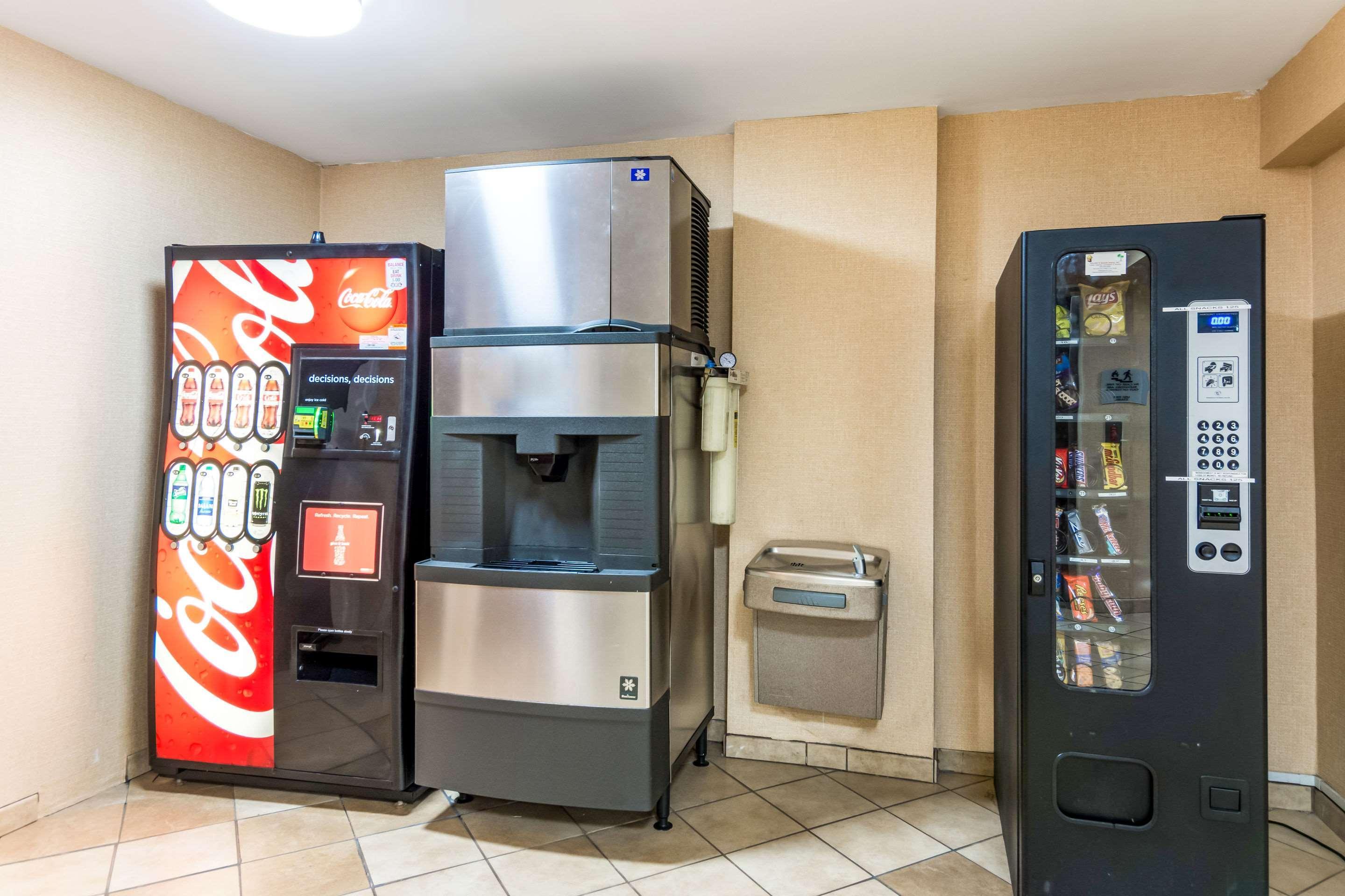Quality Inn Chester - South Richmond Εξωτερικό φωτογραφία