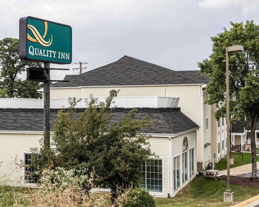 Quality Inn Chester - South Richmond Εξωτερικό φωτογραφία