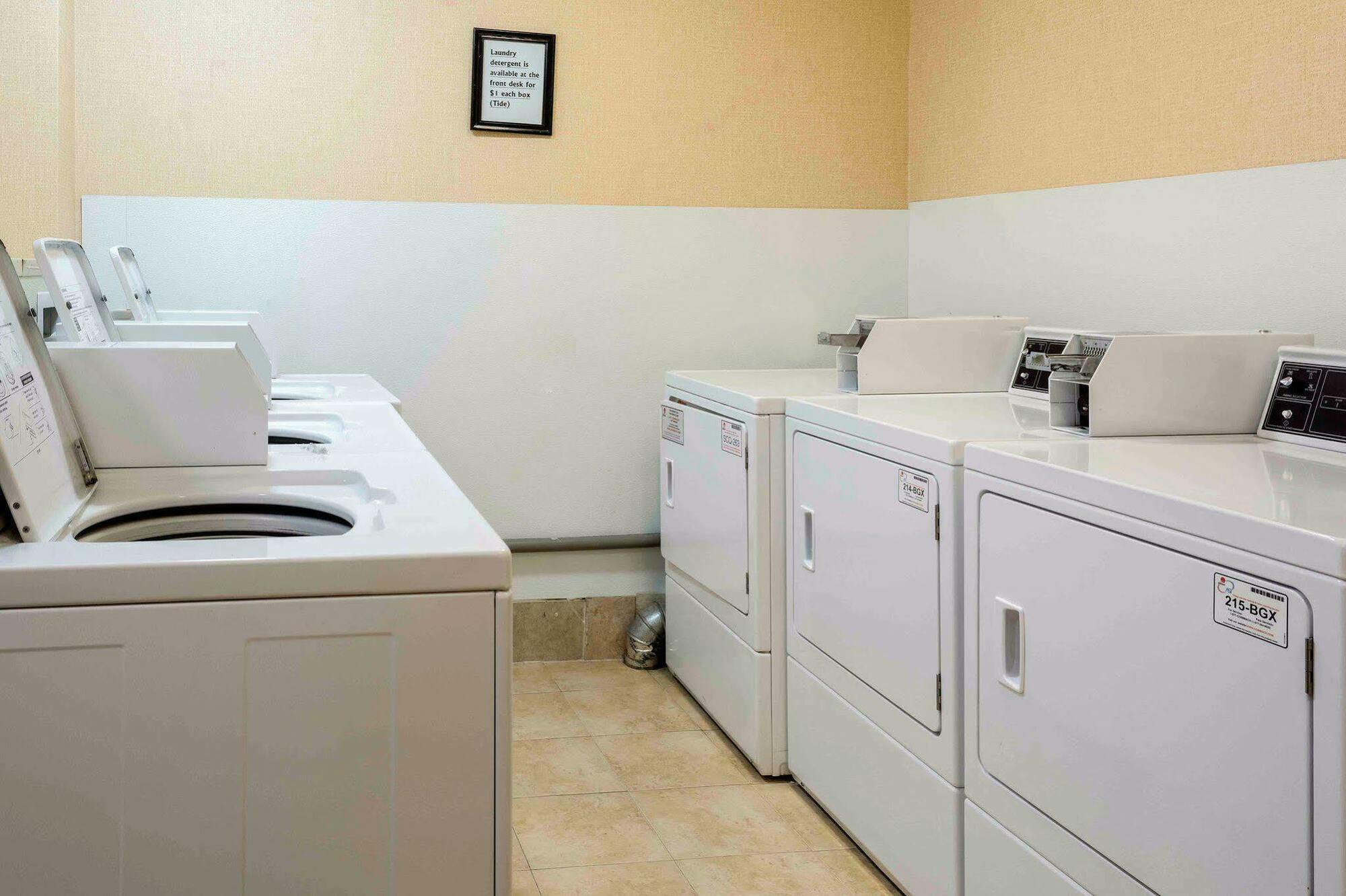 Quality Inn Chester - South Richmond Εξωτερικό φωτογραφία